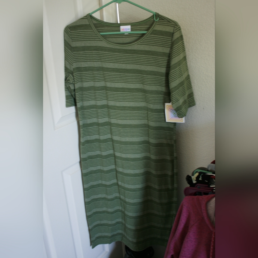 NWT XL LuLaRoe Julia midi short sleeve dress